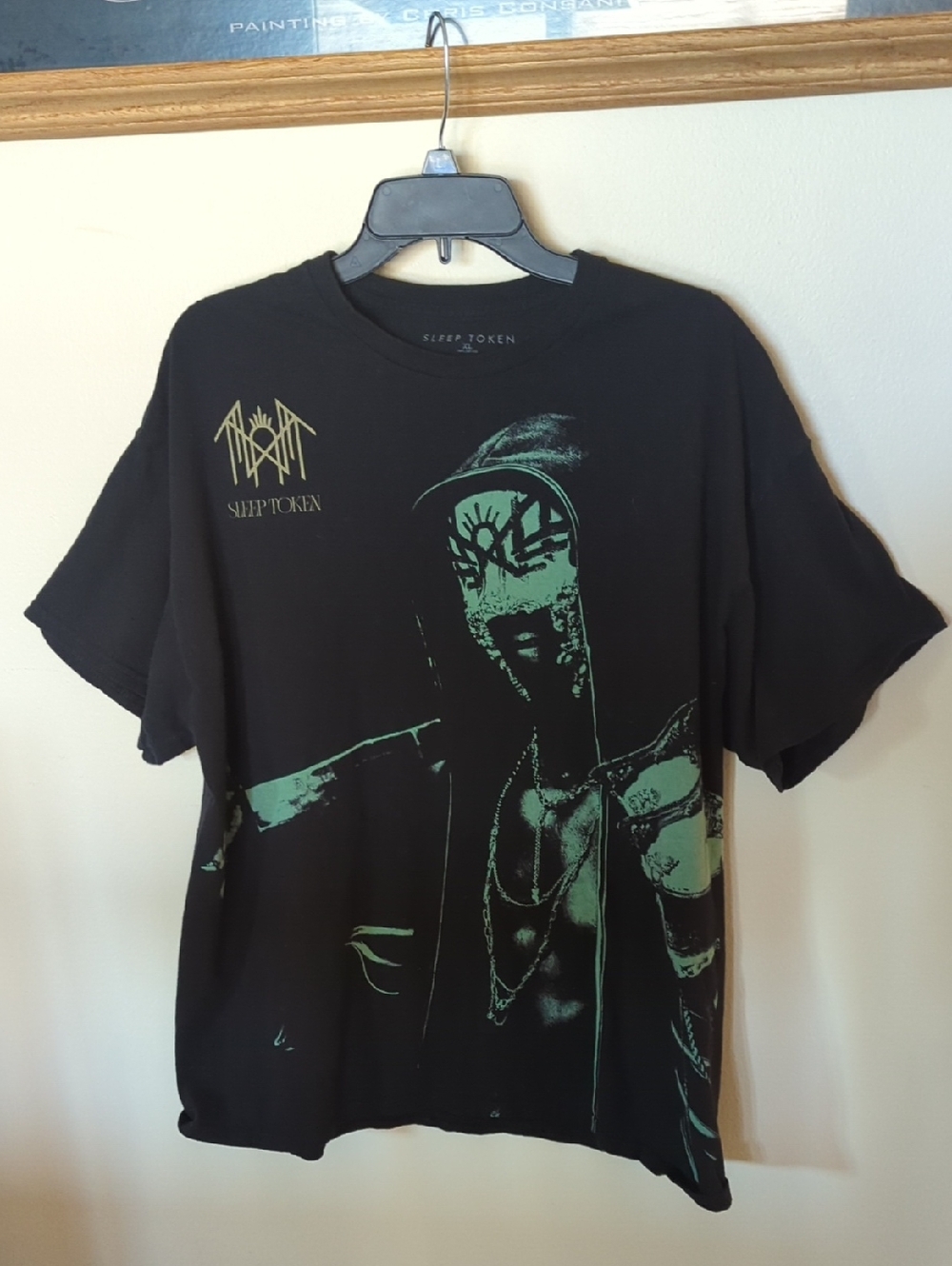 Black Graphic Short-Sleeve T-Shirt - Green Print